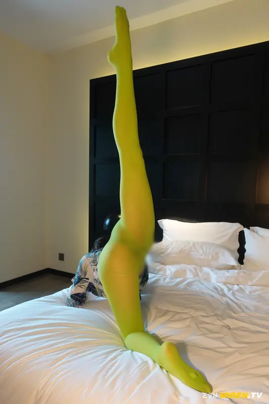 [ROSI艺学妹]2020.08.23 NO.178 - ROSI